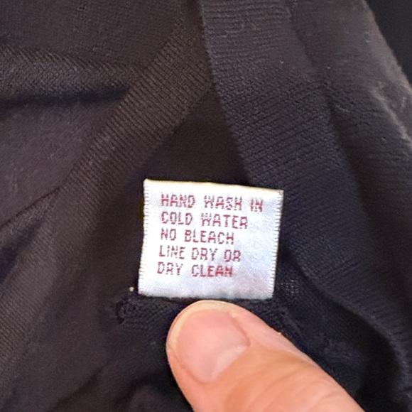 Black Keyhole Silk Top - Picture 5 of 6